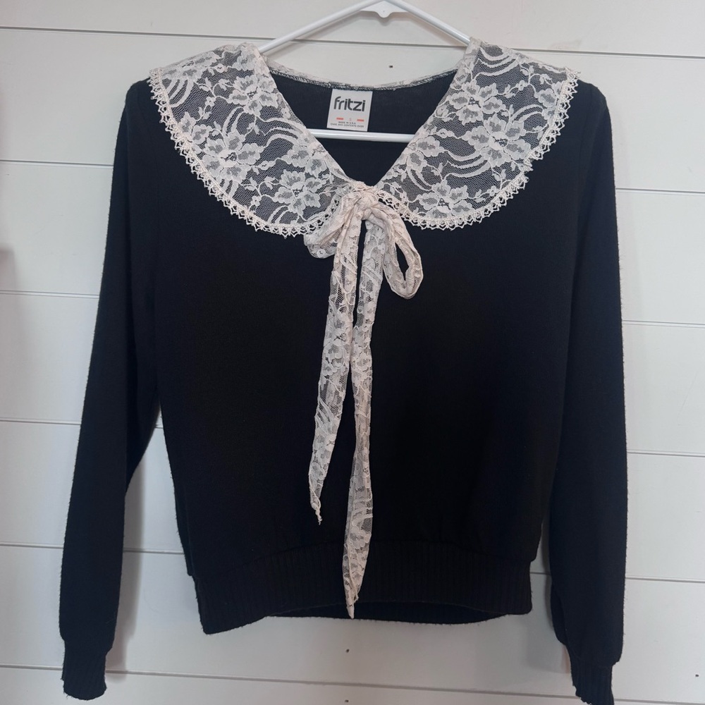Vintage Fritzi Women’s Black Sweater with Lace Collar size Small